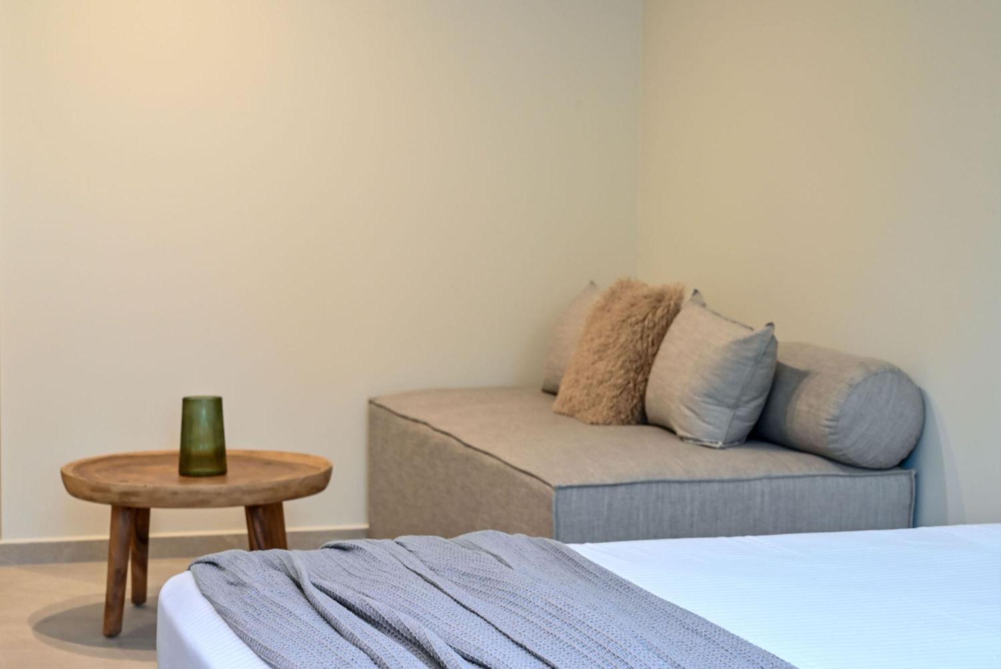 Rhotheon Suites In Ialysós Eksteriør bilde