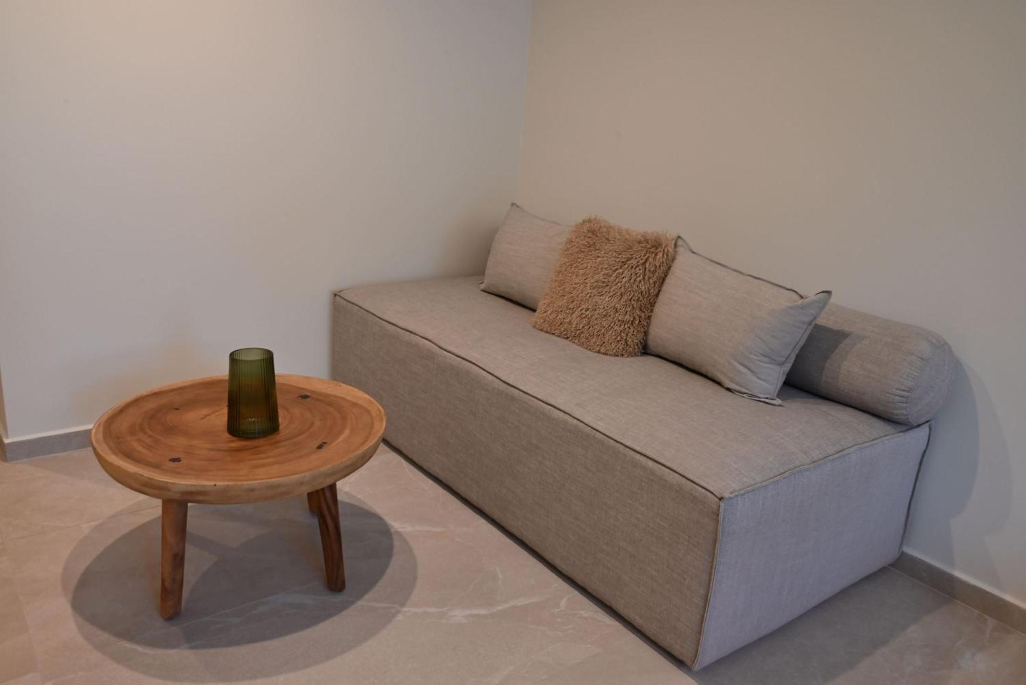 Rhotheon Suites In Ialysós Eksteriør bilde